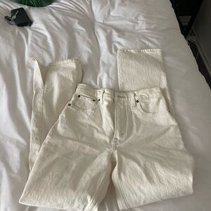 Never worn white Abercrombie straight leg jeans